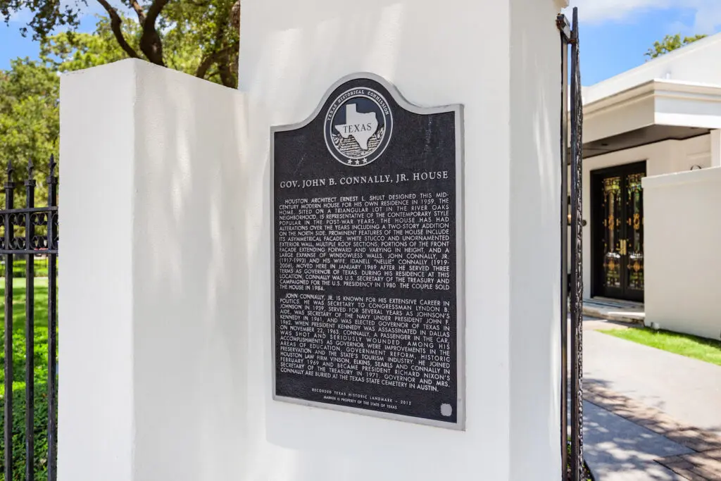 The former River Oaks home of Gov. John B. Connally Jr. bears a state historical marker. (Photo by TK Images for Compass)