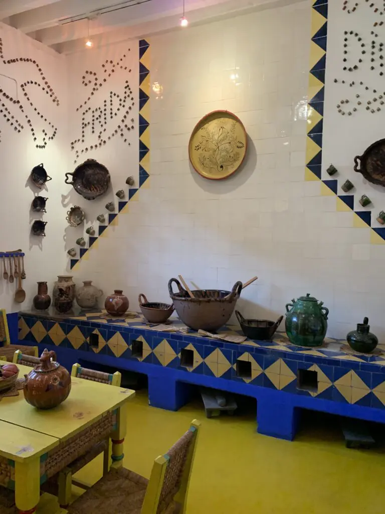 The kitchen of Casa Azul