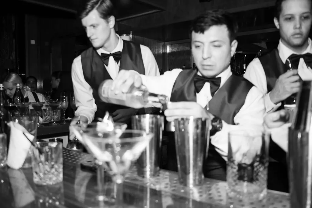 Bar tenders were shakin' and bakin' at the pre-opening party of Drake's Hollywood Houston  (Photo by Elizabeth Jones Photography)