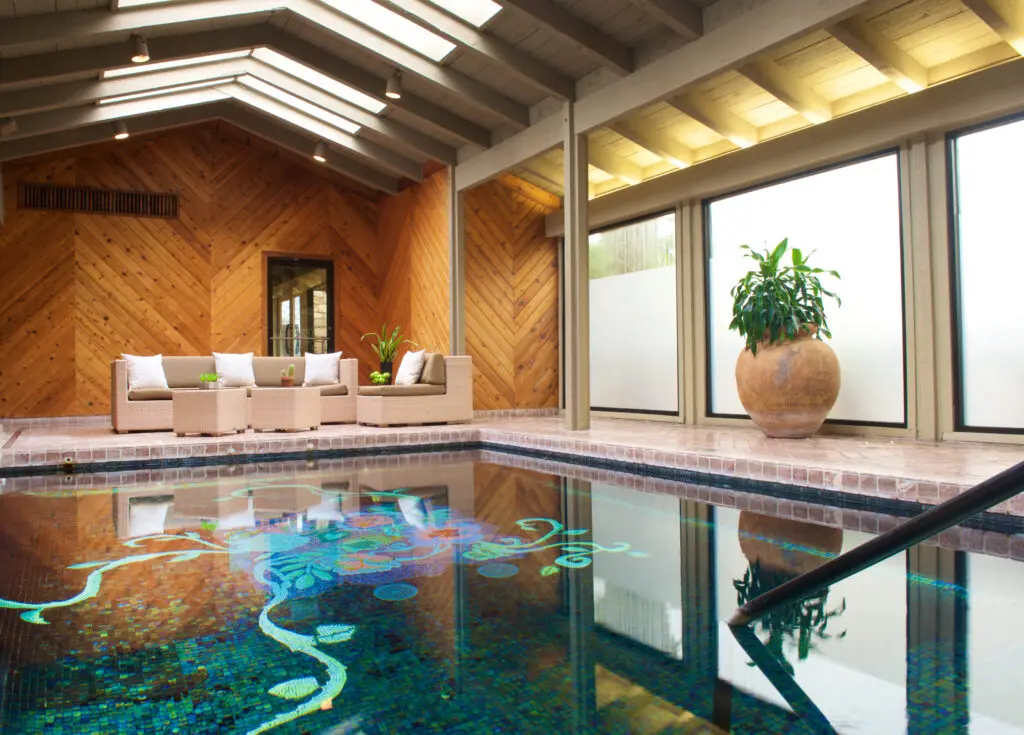 The Bayside Spa Pool is the perfect place for a moment of solace. 