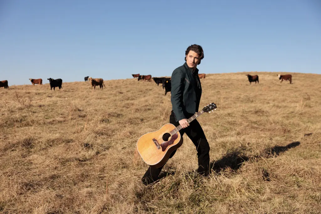 Rising country music star and Fort Worth native Drake Milligan has put in the work and racked up a lot of miles on tour this year.