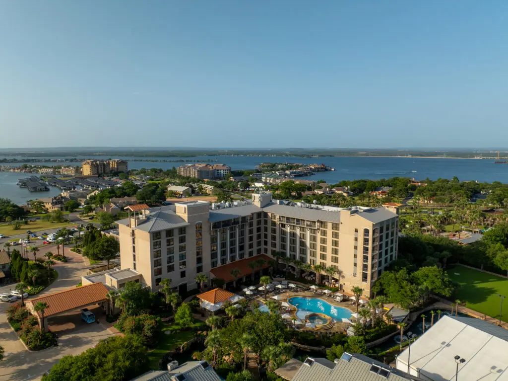 The Tower at Horseshoe Bay has a selection of rooms and suites available, with lake views or pool views to choose from. 