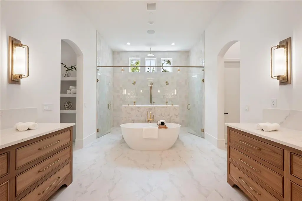 Step inside the dual sided shower at 3211 Wintergreen Terrace.