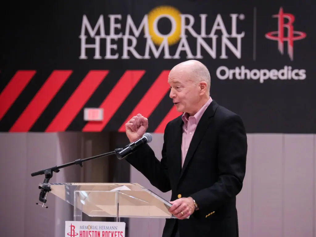 Memorial Hermann CEO David Callender and Rockets owner Tilman Fertitta are longtime friends. (Photo by F. Carter Smith)