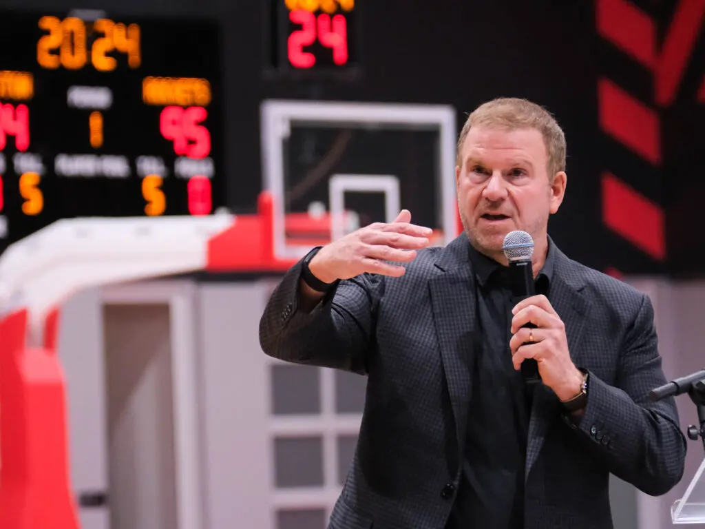 Tilman Fertitta Believes In Willie Fritz As Strongly As Ever — UH’s Billionaire Backer Remains Certain Houston Football Is In Good Hands