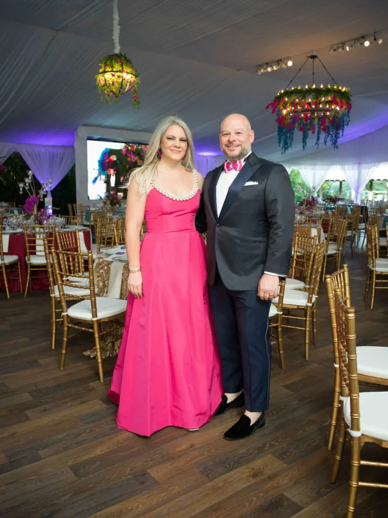 Auction chairs Courtney & Zac Harmon  at the 'Wing of Wonder' Zoo Ball. (Photo by Daniel Ortiz for Houston Zoo)