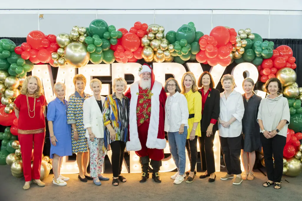 University of Arkansas Chi Omega Alumnae with Market Patron Carolyn Speed (Photo by Celeste Cass)