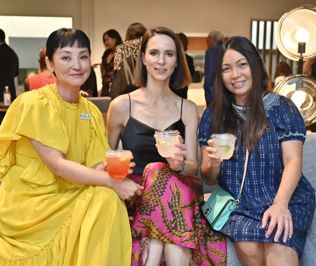 Deborah Helman, Oksana Barrow, Bernadette Verzosa make the scene at the Gala Design-Studio opening party (Photo by Alex Montoya)