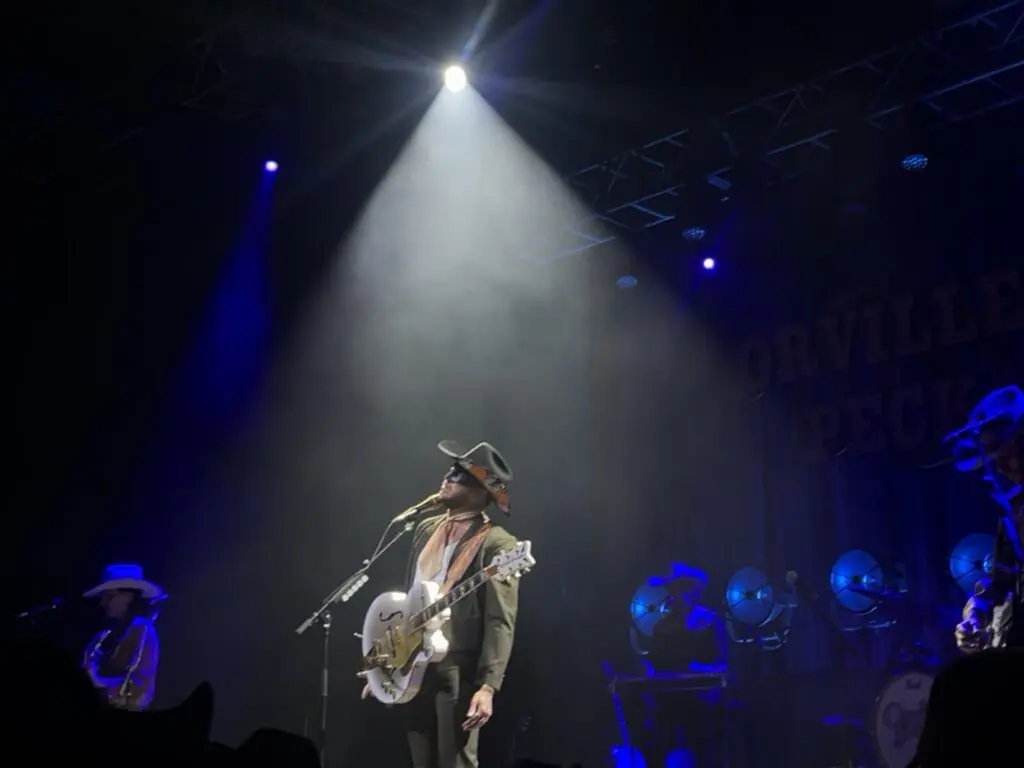 Orville Peck sings his heart out at House of Blues Houston. (Photo by Gigi Baer)