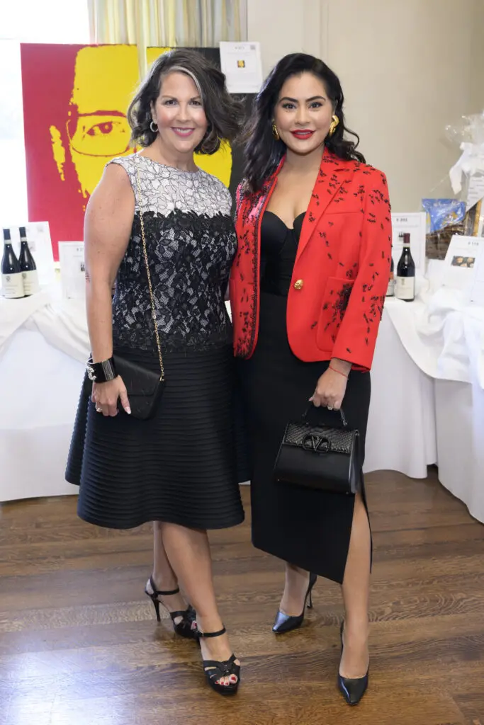 Heidi Turney, Elia Gabbanelli at the Italian Cultural & Community Center Luncheon at River Oaks Country Club on October 22, 2024 (Photo by Michelle Watson, CatchLightGroup.com)
