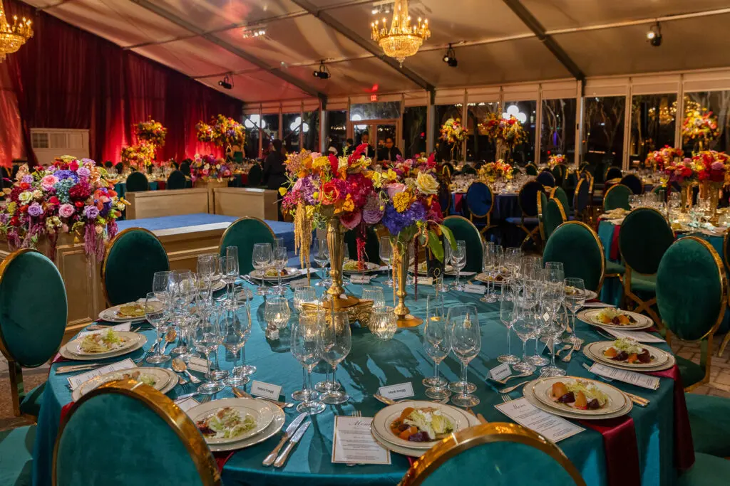 Regal table settings by The Events Company at Houston Grand Opera's opening night and dinner celebration (Photo by Emily Jaschke)