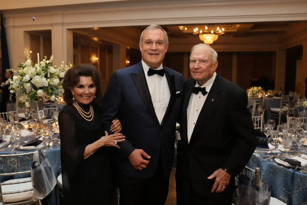 Linda McReynolds, Tom Hetherington, Dr. Walter McReynolds at 'An Evening for Rice's Honor.' (Photo by Priscilla Dickson)
