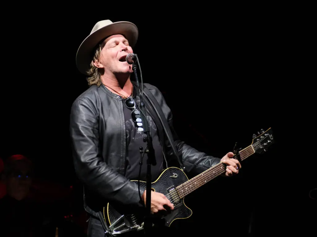 McCullough High graduate Jack Ingram performed in a free concert, presented by Howard Hughes at the Cynthia Woods Mitchell Pavilion. (Photo by F. Carter Smith)