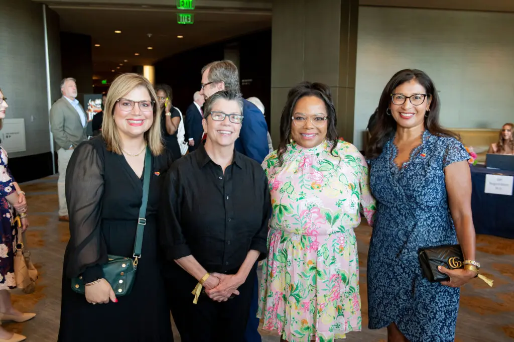 Sayeda Mahler, Lisa Tiller, Roz Nelson, Laura Nieto (Southwest Airlines, ProtectHER Award Recipient) (Photo by Tamytha Cameron and Celeste Cass)