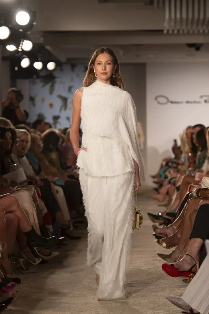 Oscar de la Renta Pre-Spring 2025 (Photo by Tamytha Cameron)