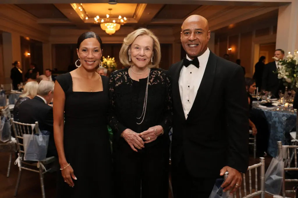 Paula DesRoches, Anne Duncan, Reginald DesRoches at 'An Evening for Rice's Honor.' (Photo by Priscilla Dickson)