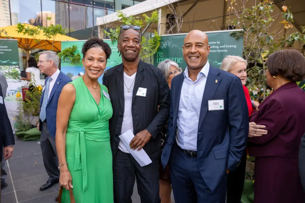 Paula Gilmer DesRoches, Walter Hood, Reggie DesRoches at the Houston Parks Board annual luncheon (Photo by Jenny Antill)