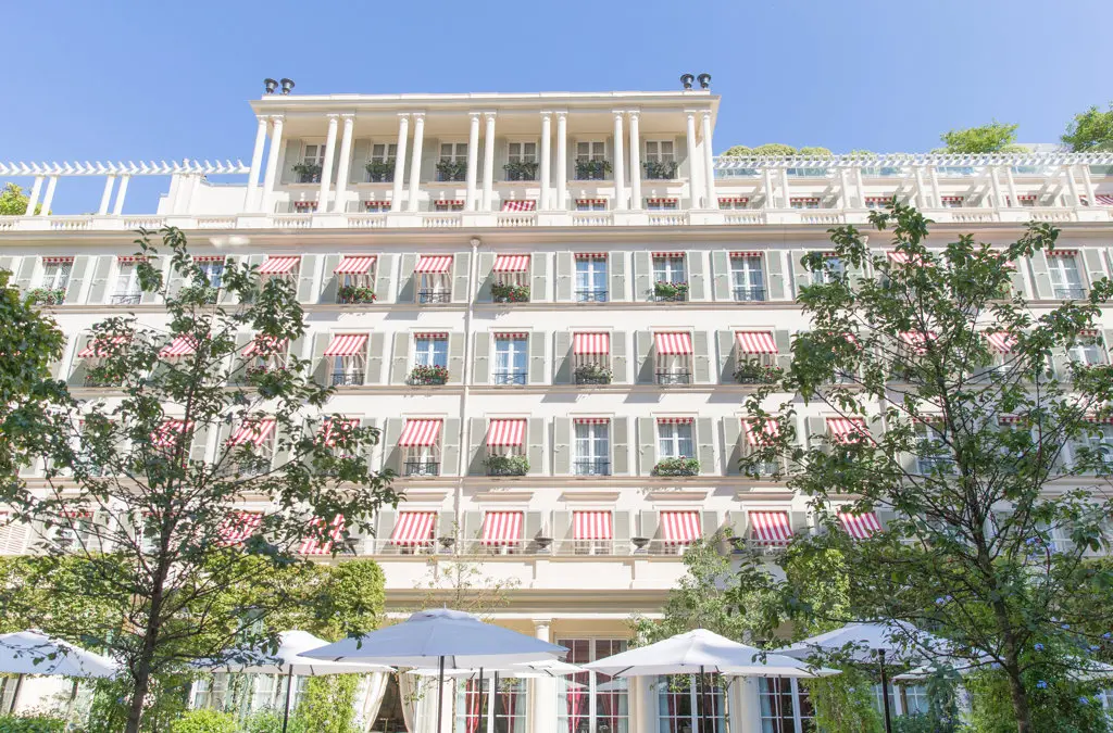 Le Bristol hotel is a classic French place with all the luxury amenities in the heart of the city. 