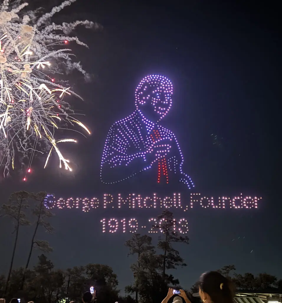 Woodlands founder George Mitchell , as illustrated by drones during the fireworks and drone show to commemorate the 50th anniversary of The Woodlands.  (Photo by Laura Landsbaum)