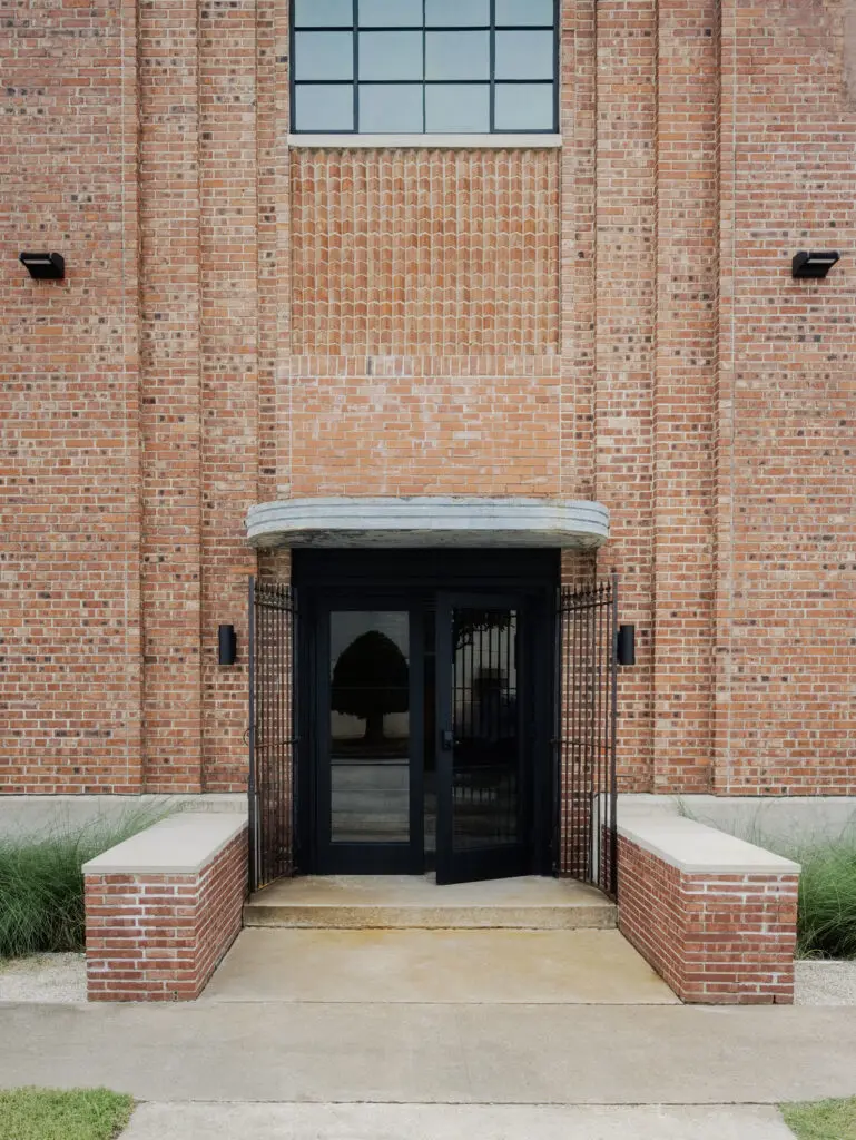 The restored 2910 McKinney, EaDo, Houston (Photo by Jack Thompson)