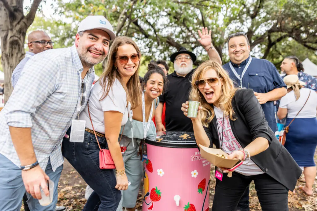 Chefs for Farmers founder Iris Midler and festival goers. (Photo by Kathy Tran)