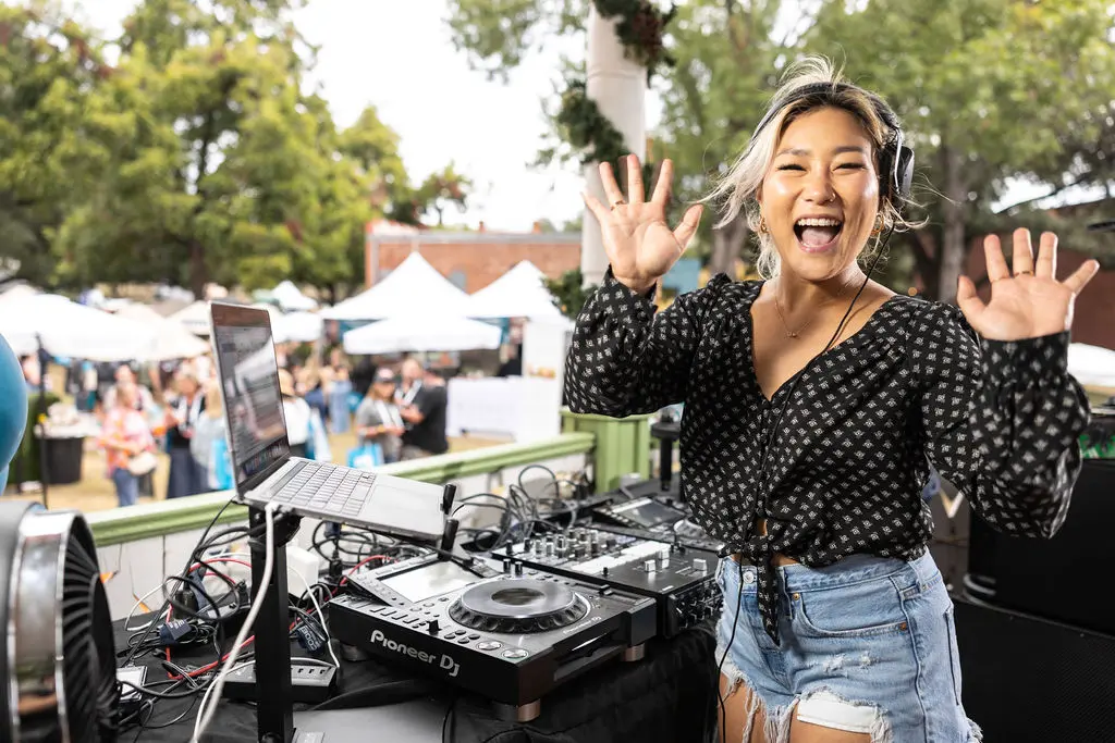 DJ Yuna provided the beats for Chefs for Farmers. (Photo by Kathy Tran)