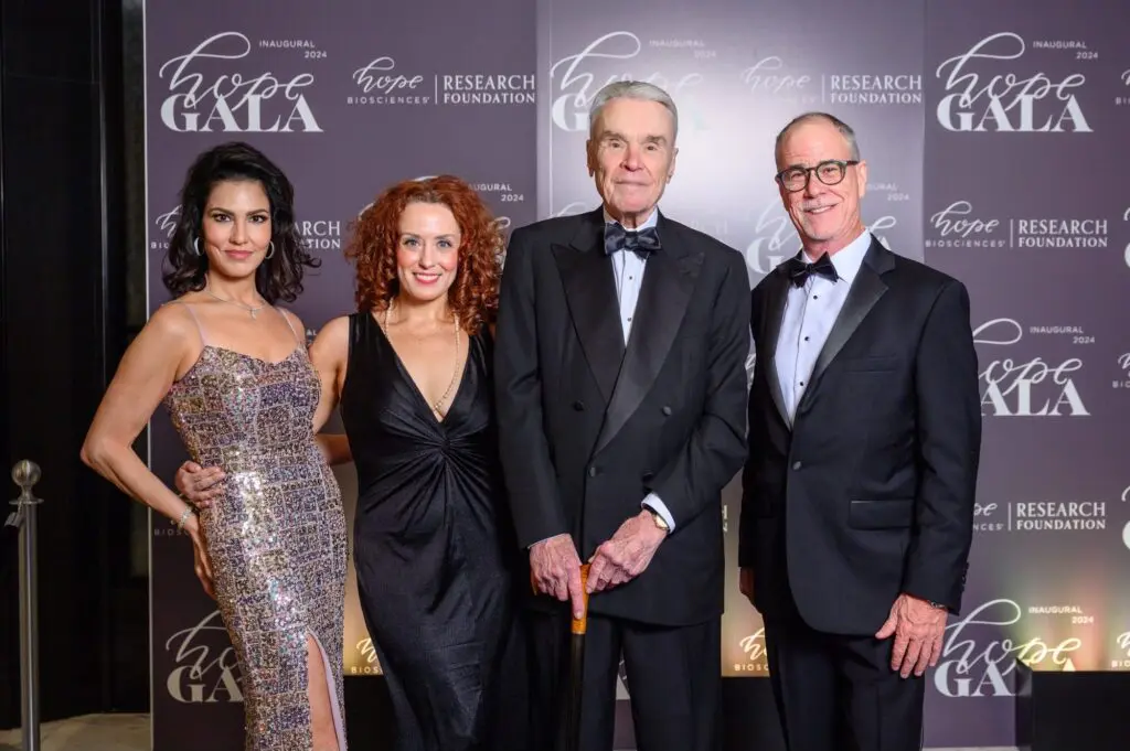 Jessica Rossman, Lona McManus, Gordon Bethune, Gary Wulf at the Hope Biosciences Research Foundation gala  (Photo by Si Vo)