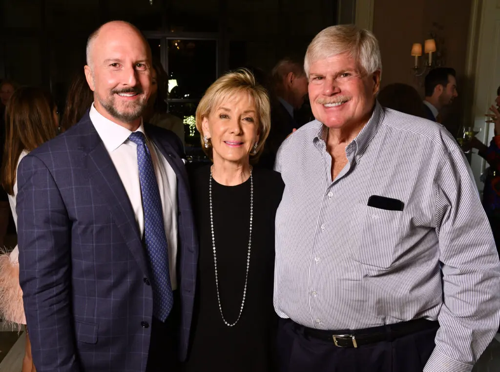 Tenenbaum Jewelers owner Tony Bradfield with jewelry party hosts Sheridan & John Eddie Williams  (Photo by Dave Rossman)