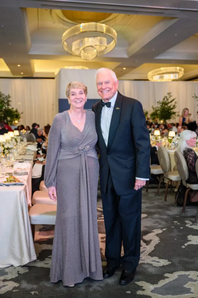 Lisa & Ed Young at the Hope Biosciences Research Foundation gala  (Photo by Si Vo)
