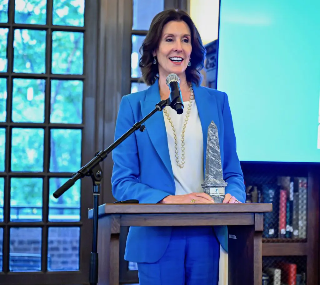 Preservationist Phoebe Tudor receiving a Lifetiime Achievement award from the Institute of Classical Architecture & Art/ Texas (Photo by James Edward)