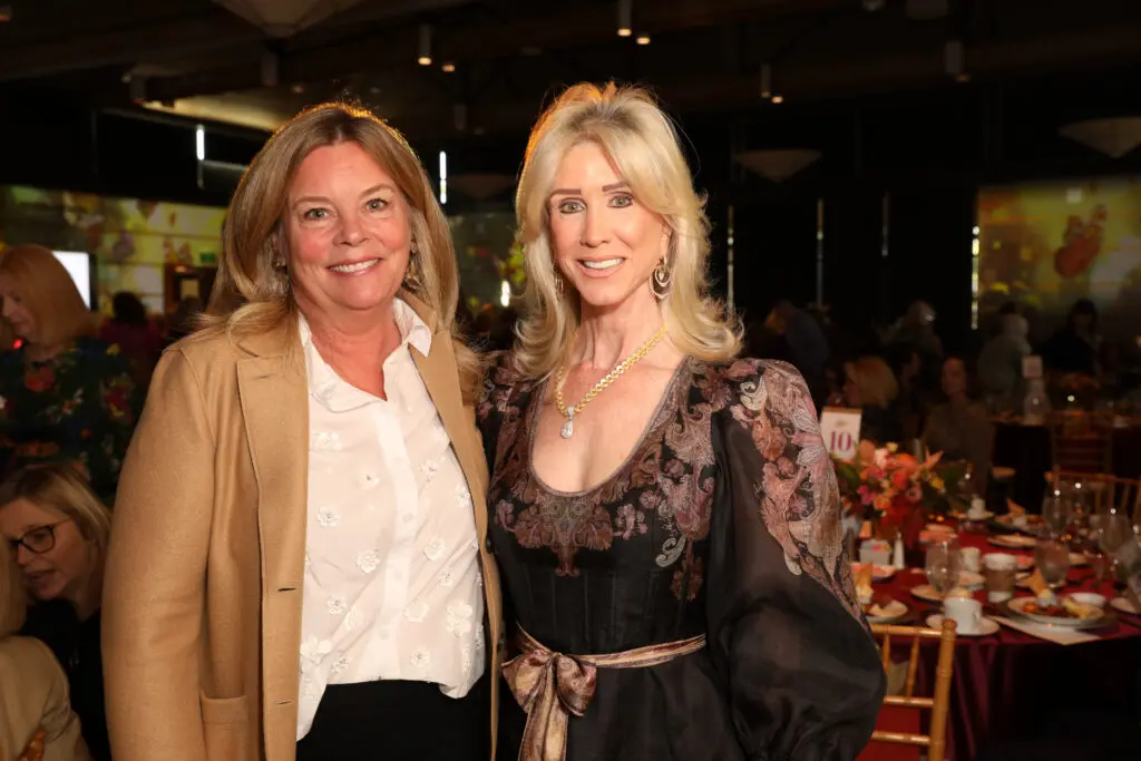 Dallas Arboretum President and CEO Sabrina Carr, Ann Seanor (Photo by Rob Wythe/Wythe Portrait Studio)