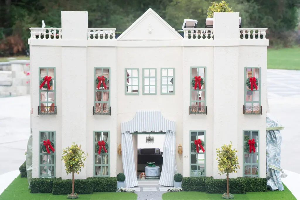 Amy Kummer Dollhouse (Courtesy La Petite Maison)