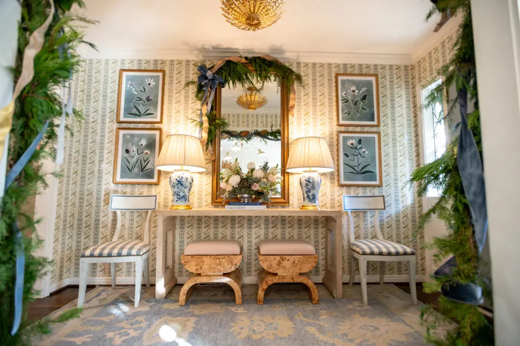 The front entry of Caroline Harper Knapp's home decorated for the Kappa Kappa Gamma 'Holiday Pilgrimage' (Photo by Chris Bailey Photography) 