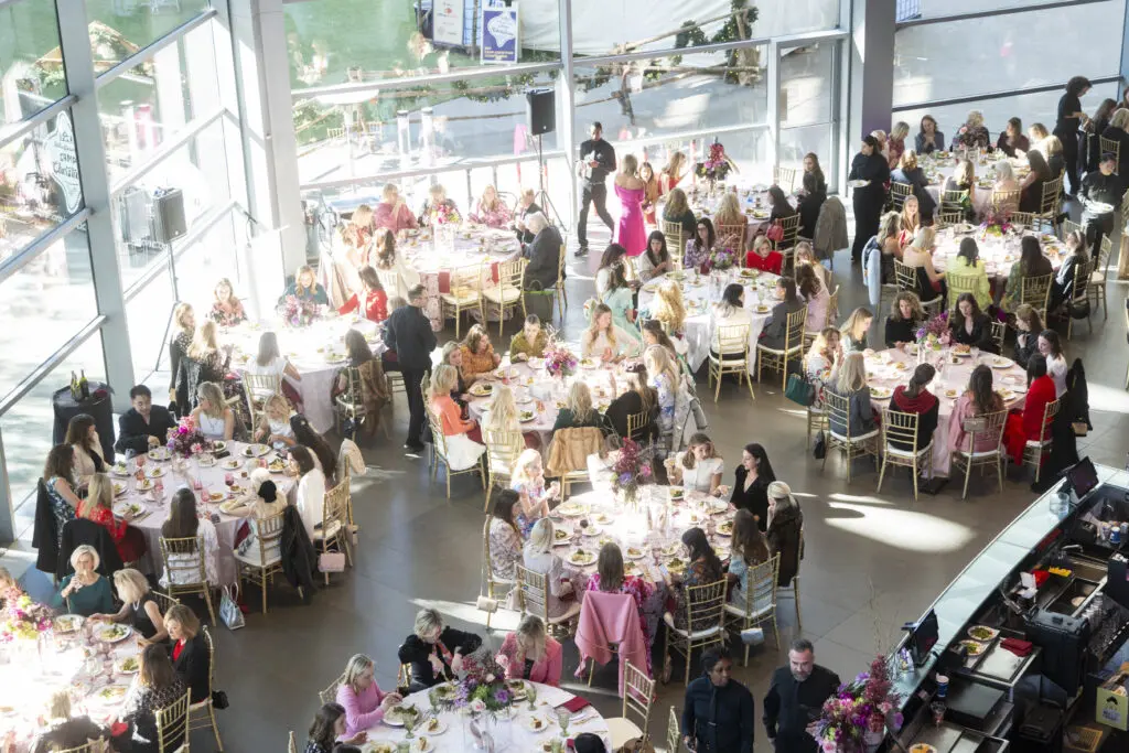 A full house for Tutu Chic (Photo by Sharon Ellman)