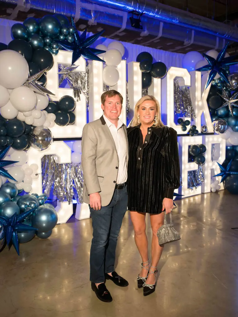 Brian & Nora Jarrard at the Houston Young Professionals for the American Cancer Society 'Shuck Cancer' fundraiser (Photo by Daniel Ortiz)