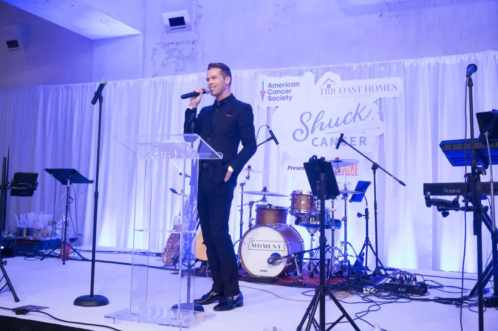 Derrick Shore at the Houston Young Professionals for the American Cancer Society 'Shuck Cancer' fundraiser (Photo by Daniel Ortiz)