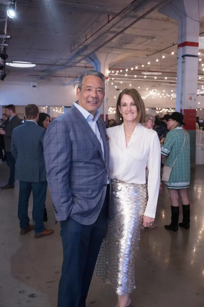 Frank & Stephanie Tsuru at the Houston Young Professionals for the American Cancer Society 'Shuck Cancer' fundraiser (Photo by Daniel Ortiz)