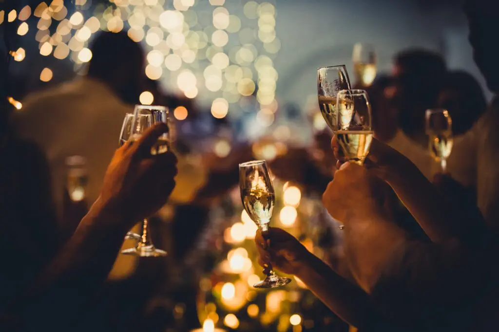 Say goodbye to 2024 and hello to 2025 with the hotel's Diamonds & Bowties party.