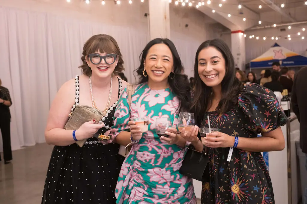 Kit Klaes, Danica Lapid, Taylor Dickey at the Houston Young Professionals for the American Cancer Society 'Shuck Cancer' fundraiser (Photo by Daniel Ortiz)
