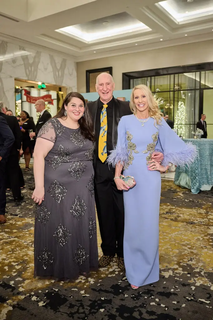 Lia Vallone, Tracy & Laurie Krohn at the Spindletop Community Impact Partners 50th annual Holiday Ball (Photo by Fulton Davenport/PWL Studio)