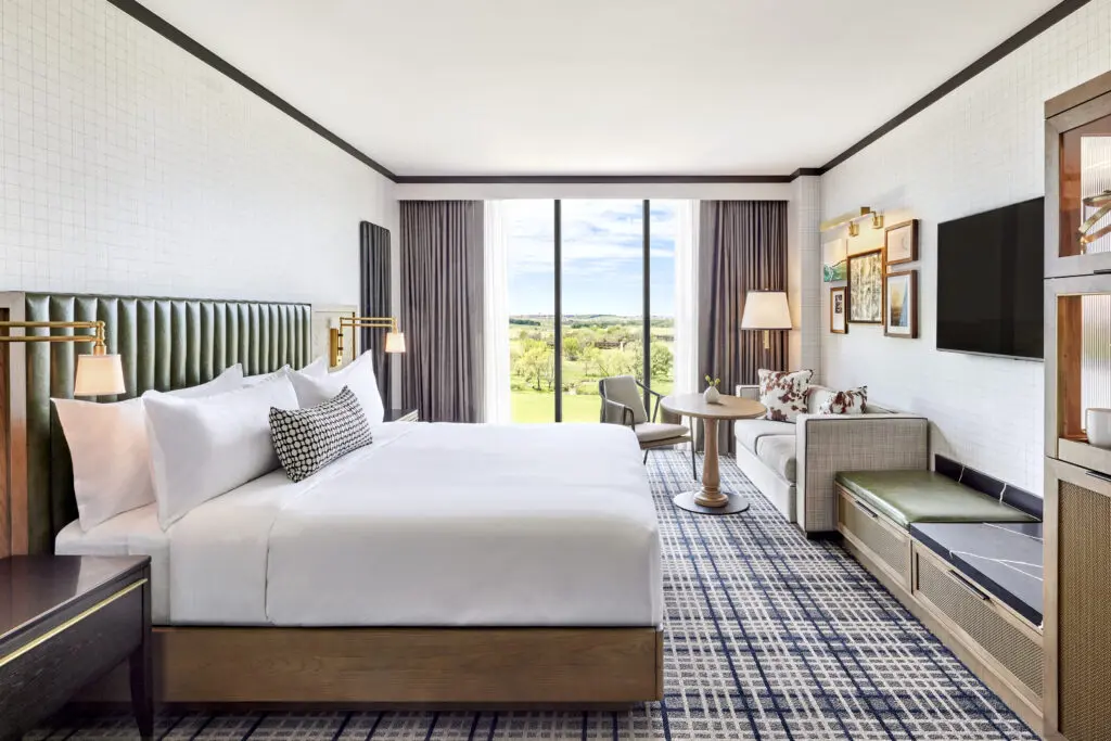 The 500 rooms and suites at Omni PGA Frisco Resort are modern and well appointed.  (Photo by Sidekick Creative)