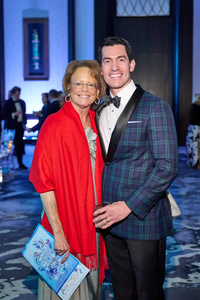 Honoree Terry Bonno, Richard Mercer at the Spindletop Community Impact Partners 50th annual Holiday Ball (Photo by Fulton Davenport/PWL Studio)
