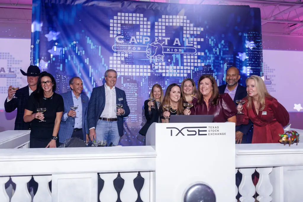 John Carlisle, Nicole Chambers, Eliot Raffkind, Reid Walker, Jen Pierson, Laura Chavoya, Katie Sperry, Dawn Blankenship, Victor Neil, Tracy LaPietra (Photo by William Neal)