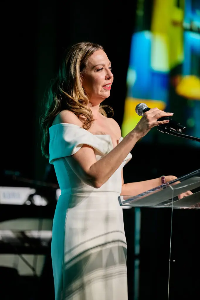 Veronica Foley at the Spindletop Community Impact Partners 50th annual Holiday Ball (Photo by Fulton Davenport/PWL Studio)