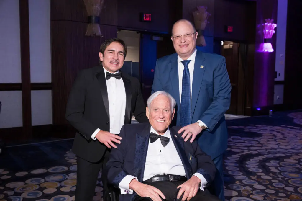 Angelo Infante, Arthur Schechter, Al Rosen at the Seven Acres gala. (Photo by Daniel Ortiz)