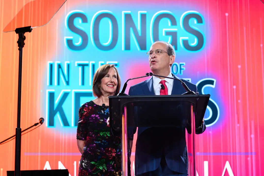 Chairs Carol & Michael Goldberg at JFS LiVE! 2024: Songs in the Key of JFS  (Photo by Mark Katz, Jeff Fitlow, Michelle West)