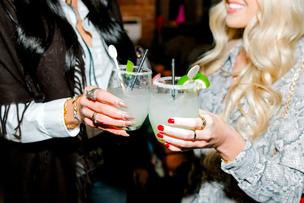 Joe T Garcia’s served their signature margaritas. (Photo by Canon Elizabeth Photography)