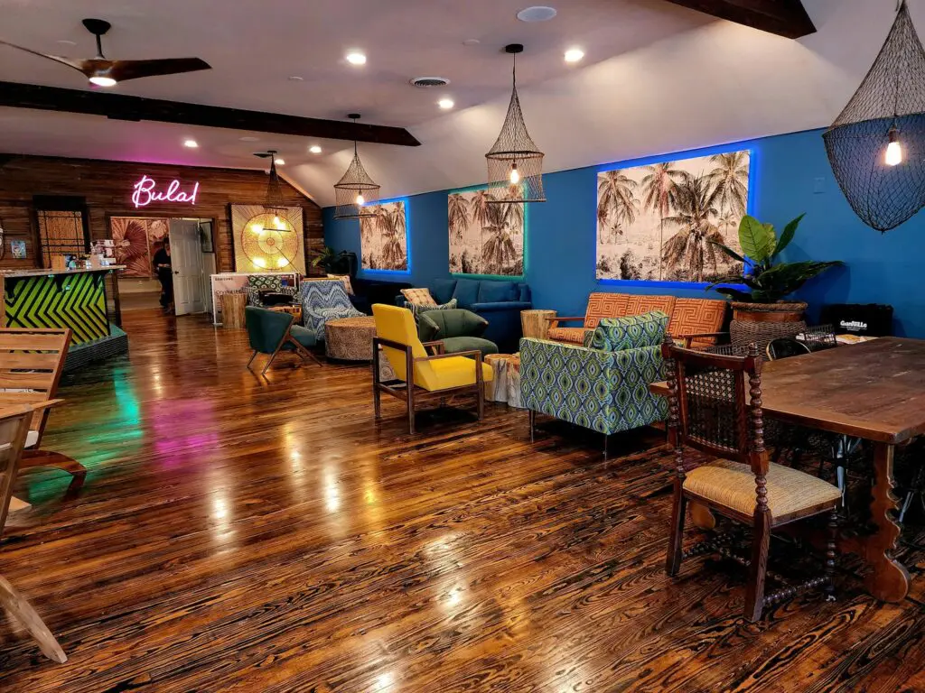 Elixir Lounge and Kava Bar is the perfect spot for Dry January or any time you want a fun night out without the booze. (Photo courtesy Elixir Lounge and Kava Bar) 