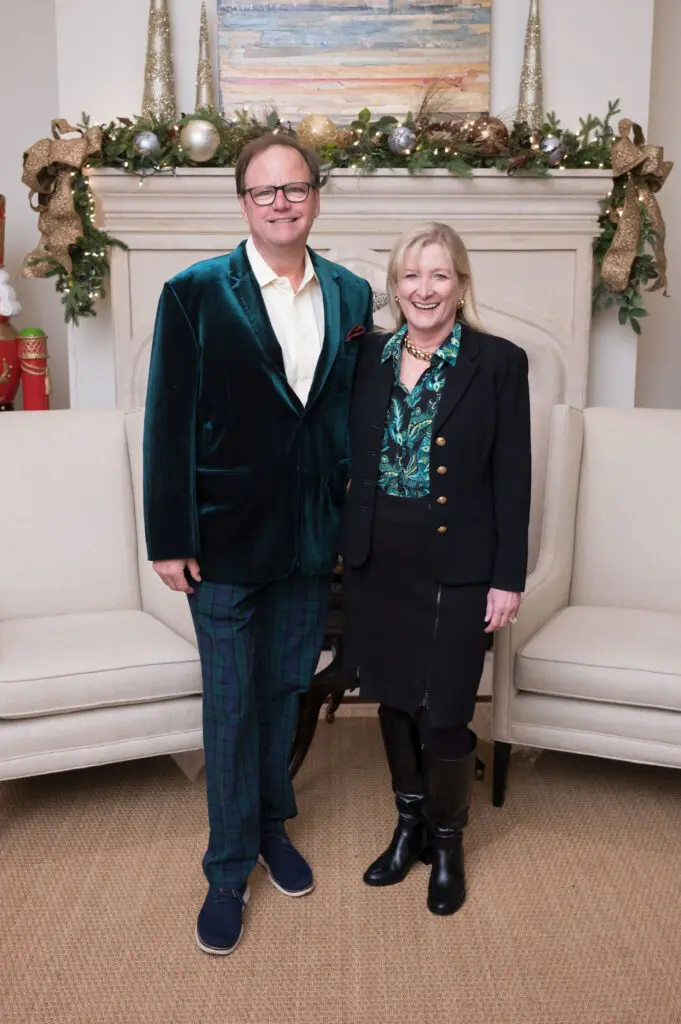 Ken Sill, Kari Findley at Legacy Community Health's Holiday Schmooze. (Photo by Daniel Ortiz)