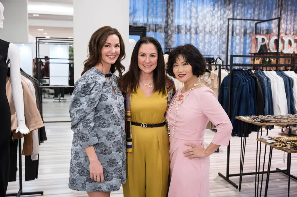 Lisa Rich, Jessica Givens, Coco Lu at Homemade Hopes' Cooking Up Style fundraiser. (Photo by Daniel Ortiz)